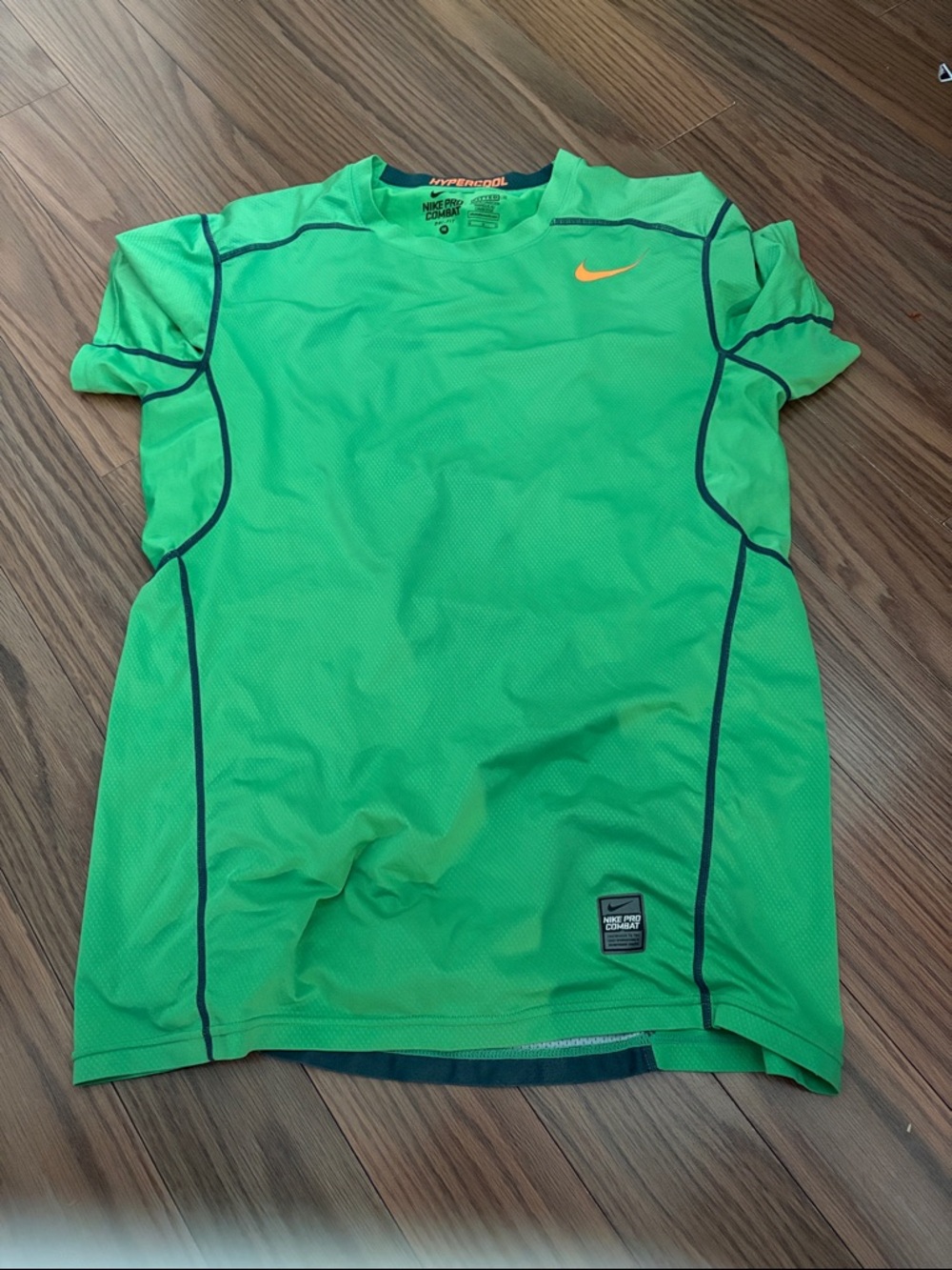 Nike Pro Combat Dri Fit Fitted Short Sleeve Crew Neck Green Shirt Mens Size M